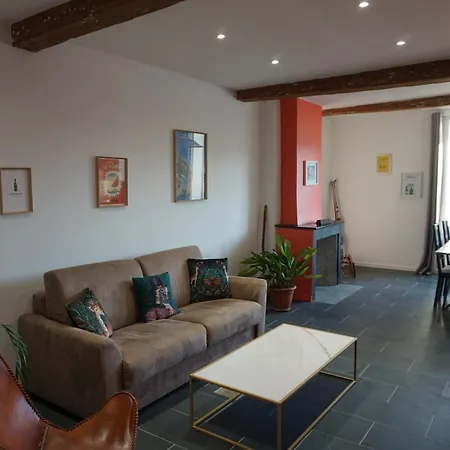 Vue Exceptionnelle Sur L'isere Et Les Montagnes *